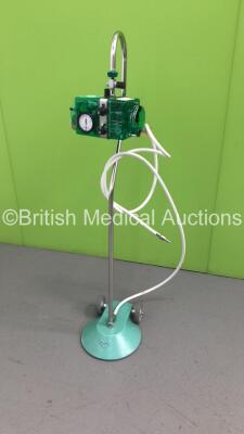 Carefusion Bird Mark 7 A Respirator on Stand with Hose