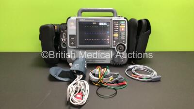 Medtronic Physio-Control Lifepak 15 Version 2 12-Lead Monitor / Defibrillator *Mfd - 2012* Ref - 99577-000656 P/N - V15-2-001003 Software Version - 3306808-005 with Pacer, CO2, SPO2, NIBP, ECG, Auxiliary Power and Printer Options, 4 and 6 Lead ECG Leads, 