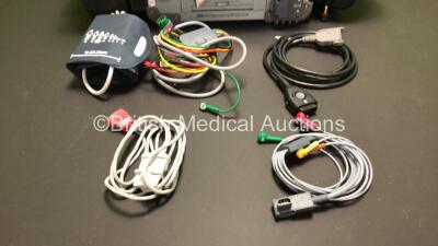 Medtronic Physio-Control Lifepak 15 Version 2 12-Lead Monitor / Defibrillator *Mfd - 2012* Ref - 99577-000656 P/N - V15-2-001003 Software Version - 3306808-005 with Pacer, CO2, SPO2, NIBP, ECG, Auxiliary Power and Printer Options, 4 and 6 Lead ECG Leads, - 5