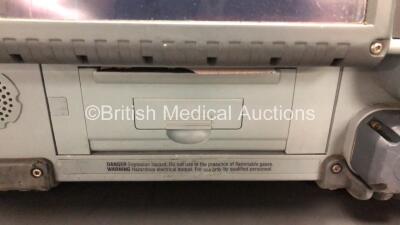 Medtronic Physio-Control Lifepak 15 Version 2 12-Lead Monitor / Defibrillator *Mfd - 2012* Ref - 99577-000656 P/N - V15-2-001003 Software Version - 330680-005 with Pacer, CO2, SPO2, NIBP, ECG, Auxiliary Power and Printer Options, 4 and 6 Lead ECG Leads, S - 4