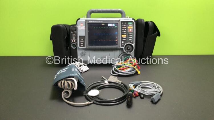 Medtronic Physio-Control Lifepak 15 Version 2 12-Lead Monitor / Defibrillator *Mfd - 2012* Ref - 99577-000656 P/N - V15-2-001003 Software Version - 3306808-005 with Pacer, CO2, SPO2, NIBP, ECG, Auxiliary Power and Printer Options, 4 and 6 Lead ECG Leads,