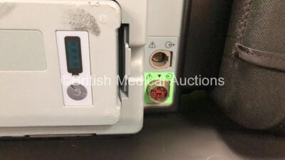 Medtronic Physio-Control Lifepak 15 Version 2 12-Lead Monitor / Defibrillator *Mfd - 2012* Ref - 99577-000656 P/N - V15-2-001003 Software Version - 3306808-005 with Pacer, CO2, SPO2, NIBP, ECG, Auxiliary Power and Printer Options, 4 and 6 Lead ECG Leads, - 7