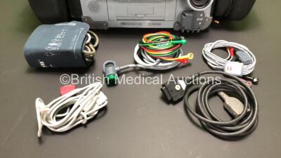 Medtronic Physio-Control Lifepak 15 Version 2 12-Lead Monitor / Defibrillator *Mfd - 2012* Ref - 99577-000656 P/N - V15-2-001003 Software Version - 3306808-005 with Pacer, CO2, SPO2, NIBP, ECG, Auxiliary Power and Printer Options, 4 and 6 Lead ECG Leads, - 6