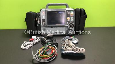 Medtronic Physio-Control Lifepak 15 Version 2 12-Lead Monitor / Defibrillator *Mfd - 2012* Ref - 99577-000656 P/N - V15-2-001003 Software Version - 3306808-005 with Pacer, CO2, SPO2, NIBP, ECG, Auxiliary Power and Printer Options, 4 and 6 Lead ECG Leads,