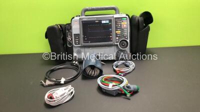 Medtronic Physio-Control Lifepak 15 Version 2 12-Lead Monitor / Defibrillator *Mfd - 2012* Ref - 99577-000656 P/N - V15-2-001003 Software Version - 3306808-005 with Pacer, CO2, SPO2, NIBP, ECG, Auxiliary Power and Printer Options, 4 and 6 Lead ECG Leads, 