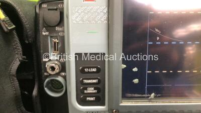 Medtronic Physio-Control Lifepak 15 Version 2 12-Lead Monitor / Defibrillator *Mfd - 2012* Ref - 99577-000656 P/N - V15-2-001003 Software Version - 3306808-005 with Pacer, CO2, SPO2, NIBP, ECG, Auxiliary Power and Printer Options, 4 and 6 Lead ECG Leads, - 3