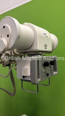 GE AMX 4 Plus Mobile X-Ray Model 2236420 with Exposure Hand Trigger and Key (Powers Up with Key-Key Included) * SN 554390WK5 * * Mfd Feb 2000 * - 3