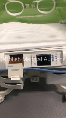 Drager Air-Shields Isolette C2000 Infant Incubator with Mattress (Incomplete/Spares and Repairs-See Photos) * SN YT18420 * - 2