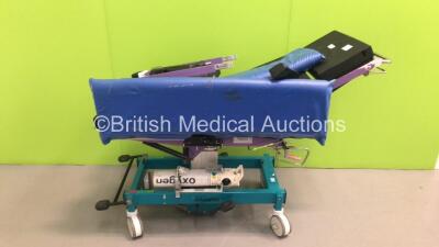 Seward Opmaster Hydraulic Hydraulic Minor Ops Table with Cushions (Hydraulics Tested Working)