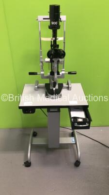 Haag-Streit Bern SL 900 Slit Lamp with 2 x 10x Eyepieces,2 x 16x Eyepieces and Chin Rest on Hydraulic Table (Powers Up with Good Bulb)