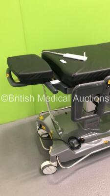 Anetic Aid QA4 Powered Function Electric Surgery System with Controller and Cushions (Powers Up and Tested Working) - 3