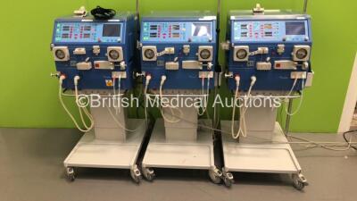 3 x Gambro AK 200 S Dialysis Machines Version 11.11 (All Power Up) * SN 15746 / 16886 *