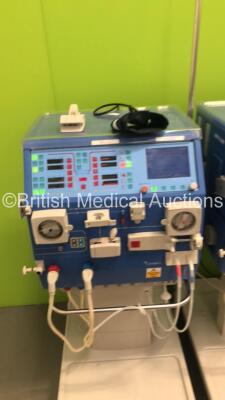 3 x Gambro AK 200 S Dialysis Machines Version 11.11 (All Power Up) * SN 15746 / 16886 * - 4