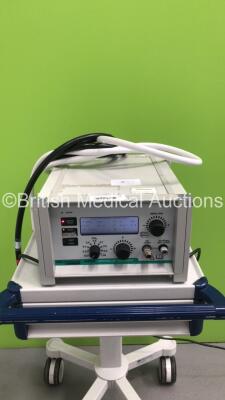 Acutronic Mistral Universal Jet Ventilator on Stand with Accessories and Hoses (Powers Up) * SN 2007-09-03 * - 3