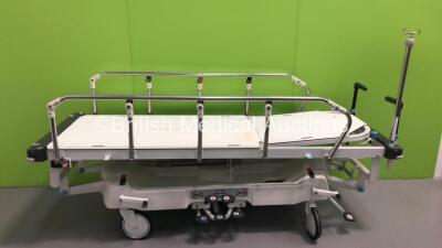 Huntleigh Lifeguard Hydraulic Patient Trolley (Hydraulics Tested Working)