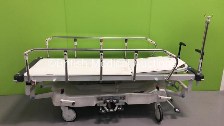 Huntleigh Lifeguard Hydraulic Patient Trolley (Hydraulics Tested Working)