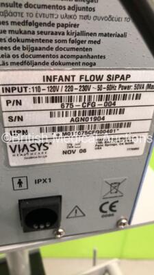 CareFusion Infant Flow SiPAP Part Number 675-CFG-004 on Stand with Hoses (Powers Up) * Mfd 2006 * - 3