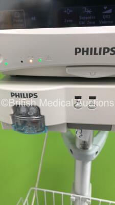 Philips IntelliVue MP50 Anesthesia Patient Monitor Ref 862116 with Philips IntelliVue G5 Gas Module with Water Trap on Stand (Powers Up) * Mfd 2010 * - 4