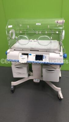 Drager Air-Shields Isolette C2000 Infant Incubator Version 3.00 with Mattress (Powers Up)