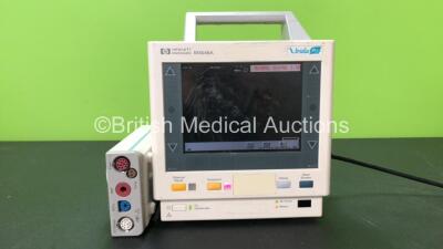 Hewlett Packard M3046A Patient Monitor with 1 x Agilent M3000A Module Including ECG/Resp, SpO2, NBP, Press and Temp Options (Powers Up)