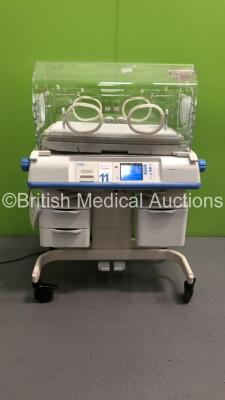 Drager Air-Shields Isolette C2000 Infant Incubator Version 3.01 with Mattress (Powers Up)