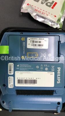 Philips Heartstart HS1 Defibrillator with 1 x Philips Ref M5070A Battery *Install Date 09-2026* with Philips M5071A Smart Pads Cartridge and Accessories in Carry Case (Powers Up in Excellent Condition) - 4