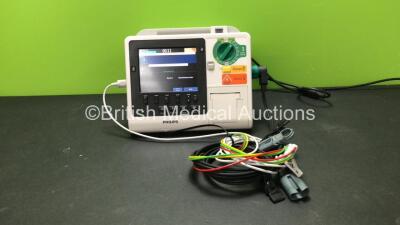 Philips Heartstart XL+ Defibrillator Including Pacer, ECG and Printer Options with 1 x 3 Lead ECG Lead and 1 x Paddle Lead (Powers Up) *SN US21715986*