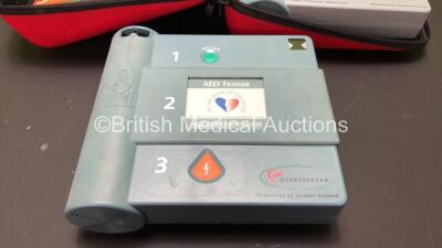 1 x Hewlett-Packard Heartstream Semi Automatic Defibrillator (Untested Due to No Battery) and 1 x Hewlett-Packard Heartstream AED Trainer *200033705 / 032299* - 2