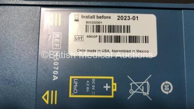 3 x Philips Heartstart HS1 Defibrillators with 3 x Carry Cases and 3 x Batteries (All Power Up) *A09F 03140 - A09F 03138 - A09F 03124* - 5