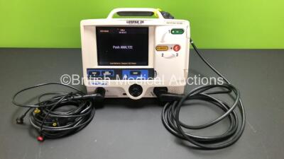 Medtronic Lifepak 20 Defibrillator / Monitor Including ECG and Printer Options with 1 x Paddle Lead, 1 x 3 Lead ECG Lead and 1 x Battery *Mfd 2007* (Powers Up)