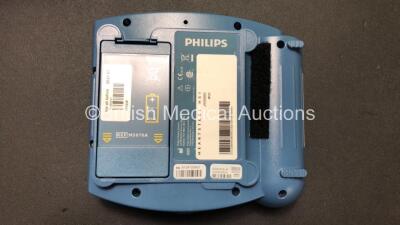 3 x Philips Heartstart HS1 Defibrillators in Carry Cases with 3 x Batteries (All Power Up) *SN A09F03062 - A09F03134 - A15F05431* - 4