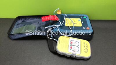 Philips Heartstart FRx Trainer in Carry Case (Powers Up) *F131001*