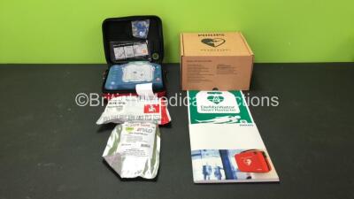 Philips Heartstart HS1 Defibrillator with 1 x Philips Ref M5070A Battery *Install Date 08-2026* with Philips M5071A Smart Pads Cartridge and Accessories in Carry Case (Powers Up in Excellent Condition)