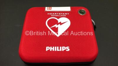 Philips Heartstart HS1 Defibrillator with 1 x Philips Ref M5070A Battery *Install Date 08-2026* with Philips M5071A Smart Pads Cartridge and Accessories in Carry Case (Powers Up and Boxed in Excellent Condition) - 8