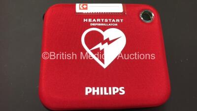 Philips Heartstart HS1 Defibrillator with 1 x Philips Ref M5070A Battery *Install Date 08-2026* with Philips M5071A Smart Pads Cartridge and Accessories in Carry Case (Powers Up and Boxed in Excellent Condition) - 6