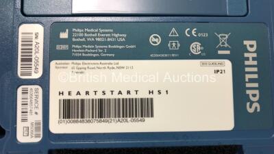 Philips Heartstart HS1 Defibrillator with 1 x Philips Ref M5070A Battery *Install Date 08-2026* with Philips M5071A Smart Pads Cartridge and Accessories in Carry Case (Powers Up and Boxed in Excellent Condition) - 5