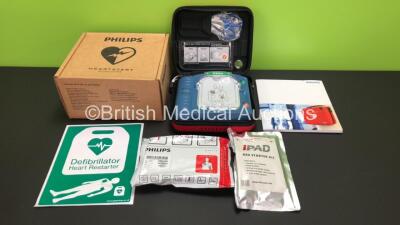 Philips Heartstart HS1 Defibrillator with 1 x Philips Ref M5070A Battery *Install Date 08-2026* with Philips M5071A Smart Pads Cartridge and Accessories in Carry Case (Powers Up and Boxed in Excellent Condition)