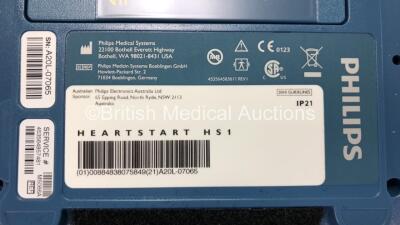 Philips Heartstart HS1 Defibrillator with 1 x Philips Ref M5070A Battery *Install Date 08-2026* with Philips M5071A Smart Pads Cartridge and Accessories in Carry Case (Powers Up and Boxed in Excellent Condition) - 5