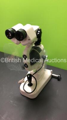 TopCon SL-2F Slit Lamp with 2 x 12,5x Eyepieces (Unable to Power Test Due to No Power Supply) - 2