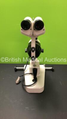 TopCon SL-2F Slit Lamp with 2 x 12,5x Eyepieces (Unable to Power Test Due to No Power Supply)