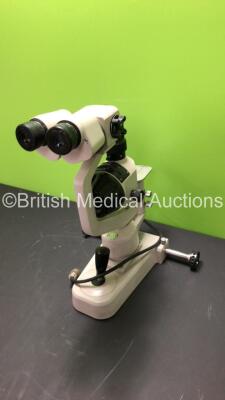 TopCon SL-2E Slit Lamp with 2 x 12,5x Eyepieces (Unable to Power Test Due to No Power Supply) - 2