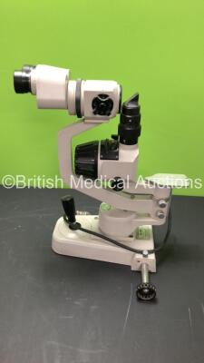 TopCon SL-2E Slit Lamp with 2 x 12,5x Eyepieces (Unable to Power Test Due to No Power Supply) - 4