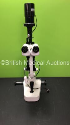 Unknown Make of Slit Lamp with 2 x 12,5x Eyepieces (Unable to Power Up Due to No Power Supply)