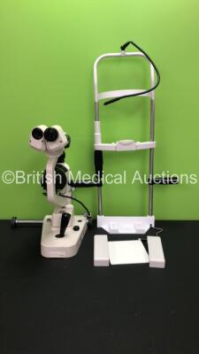 Topcon SL-4F Slit Lamp with 1 x 12,5x Eyepiece and Chin Rest (Unable to Power Test Due to No Power Supply)