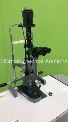 Haag Streit Bern Slit Lamp on Table with 2 x 16x Eyepieces (Unable to Power Up Due to No Lamp or Lamp Cap) - 8