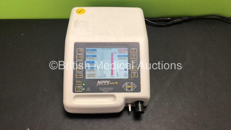 B&D Electromedical Nippy Junior+ Ventilator (Powers Up)