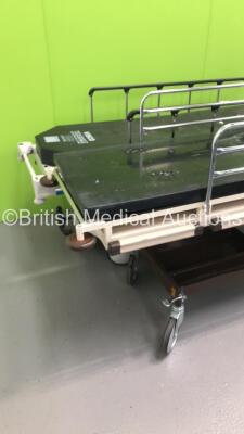 1 x Huntleigh Hydraulic Patient Trolley with Mattress and 1 x Stryker Transport Hydraulic Patient Trolley with Mattress (Hydraulics Tested Working) - 3