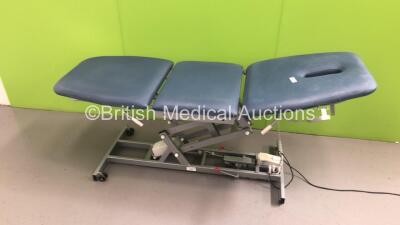 Unknown Make of Electric 3 Way Patient Examination Couch with Controller (Powers Up) *S/N NA* - 2