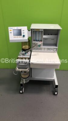 Datex-Ohmeda Aestiva/5 Anaesthesia Machine with Datex-Ohmeda 7100 Ventilator Software Version 1.4 with Bellows, Absorber and Hoses (Powers Up) (GH)