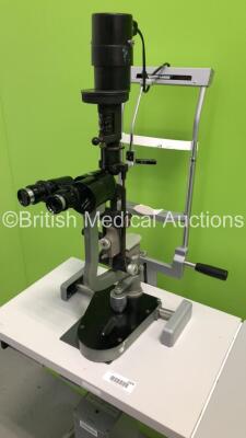 Haag Streit Bern Slit Lamp with 2 x 10 x Eyepieces on Hydraulic Table (Powers Up with Good Bulb) *S/N 90010979* - 6